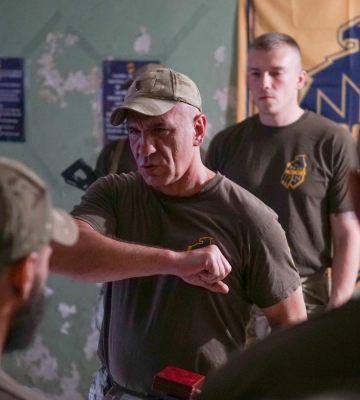 Донька черкащанина «Крохи» показала останні повідомлення батька з «Азовсталі»