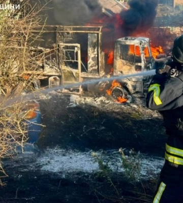 Росіяни атакували цивільне авто у середмісті Херсона