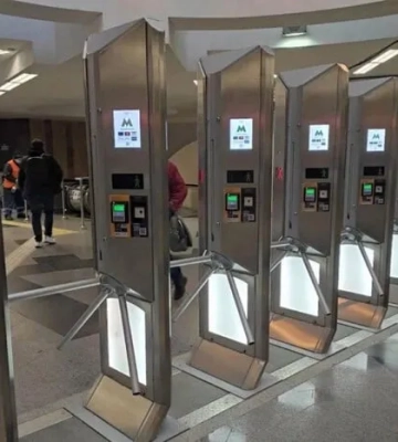 Кияни скаржаться на списання 38 грн і більше за поїздку в метро: офіційне пояснення