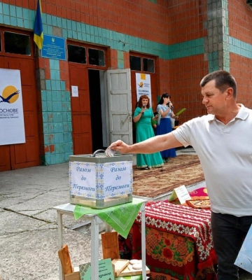 На Рівненщині «Акріс Агро» підтримала благодійний ярмарок для ЗСУ