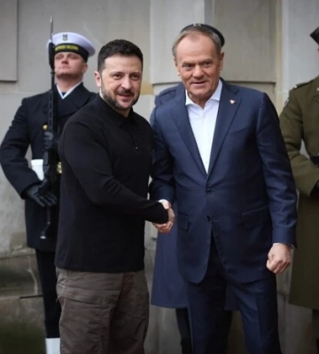 Нардеп-історик пояснив, як Зеленський вивів з-під удару Дональда Туска