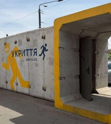 У Дніпрі щоденно долають наслідки вандалізму в модульних укриттях