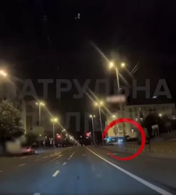В Киеве наказали водителя, пересекшего сплошную линию дорожной разметки