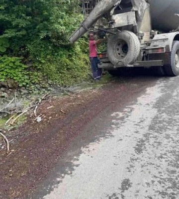 Будівництво біля Синевиру: поліція почала перевірку через загрозу забруднення перлини Карпат