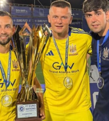 35 голов и разгром Италии: сборная Украины — чемпион Европы по футболу 7х7