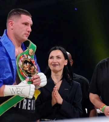 Сіренко видовищним нокаутом на останніх секундах переміг екскандидата в чемпіони хевівейту