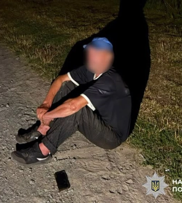 На Хмельниччині затримали чоловіка, який пограбував 15-річного підлітка