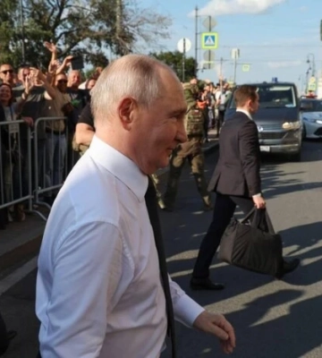 Журналісти знайшли дивний зв'язок між кризами в Росії та поведінкою Путіна