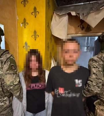 У Харкові затримали пару, яка мала отруїти десятки військових на "благодійній" вечірці