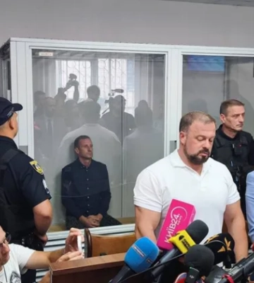 Суд відправив під варту Василя Гончарука — організатора виставки зброї на Київщині, яку РФ атакувала ракетами