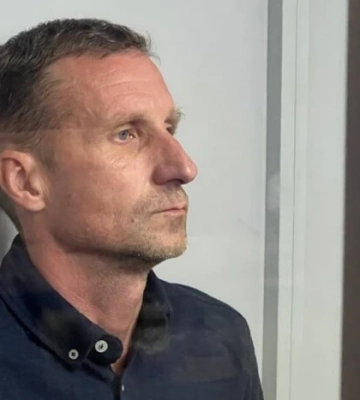 Суд відправив під варту організатора виставки на Київщині, яку атакувала РФ