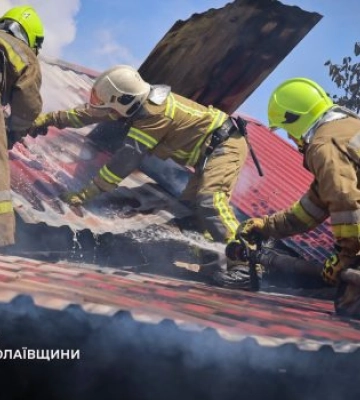 Пенсіонер отримав опіки під час пожежі в будинку (ВІДЕО)