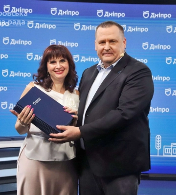 Близько 300 тис. операцій та понад 18,5 млн діагностик протягом великої війни: Філатов вручив медпрацівникам лікарень Дніпра заслужені нагороди