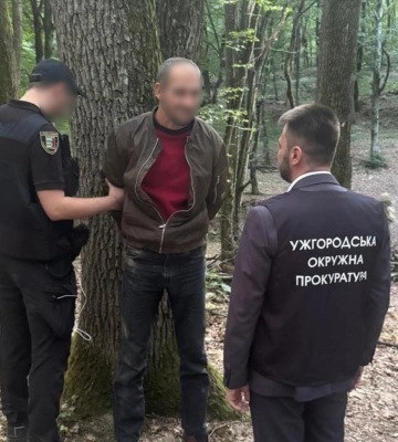 В Ужгороді арештували чоловіка, який стріляв біля Шахтинського лісу