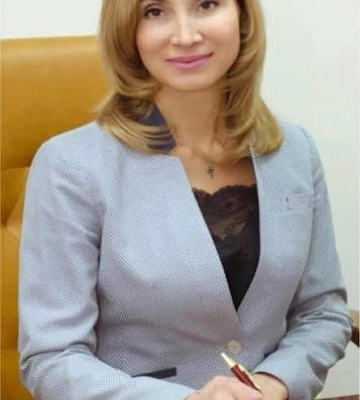 Горна новинв дня: директорці 1-ї міської клінічної лікарні Полтави присвоїли звання «Заслужений лікар України»