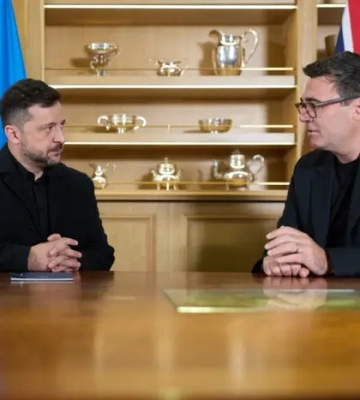 Прем’єр-міністр Великої Британії Енді Бернем пообіцяв тісну співпрацю з Україною та анонсував візит до Києва 