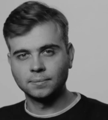 Журналиста, который расследовал имущество чиновника СБУ, несколько часов держали в ТЦК