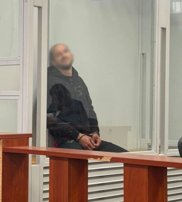 На Закарпатті обрано запобіжний захід чоловіку, який стріляв з пістолету у бік поліцейських
