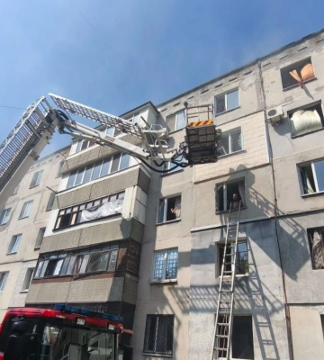 В Никополе в Днепропетровской области ранена женщина в результате удара РФ, также возросло число пострадавших в Павлограде