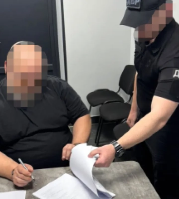 «Боевые» за службу в тылу: ГБР разоблачило командование медслужбы, которое незаконно выплатило подчиненной более 2,3 миллиона гривен
