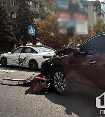 Біля Центрального ринку Кривого Рогу сталася аварія – що відомо