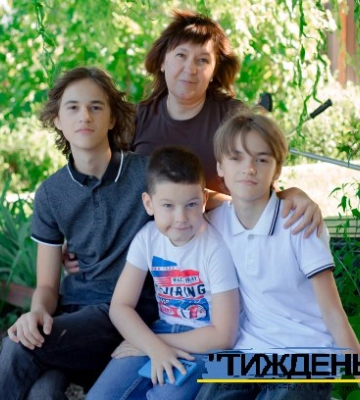 Сім'я, яку будують усією родиною