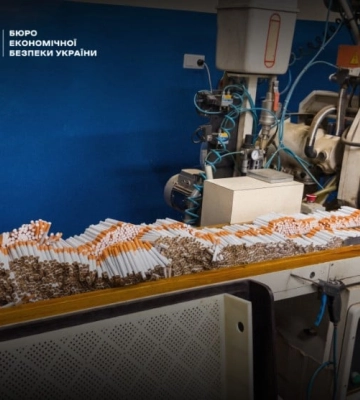 30 тисяч пачок сигарет на добу — ліквідовано дві підпільні тютюнові фабрики