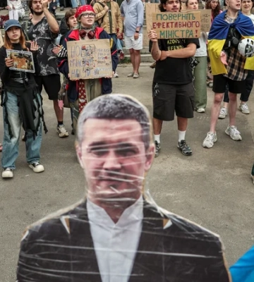 Митинги против отставки Федорова. В Киеве анонсировали шествие за диалог и реформы