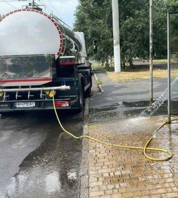 Після атак РФ і дій вандалів: в Одесі відремонтували десятки зупинок