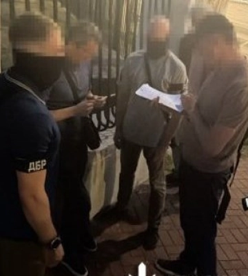 Хотів купити позитивний висновок НАЗК за $30 тисяч: ДБР затримало керівника Львівського обласного Держгеокадастру