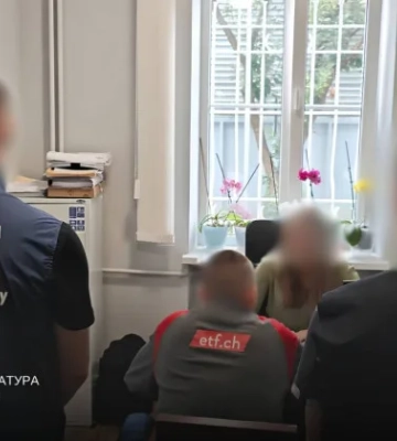 Майже два роки не служила, але отримувала виплати — на Закарпатті викрили військову та її командира