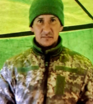 Громада плакала разом з матір'ю: на Волині попрощалися із Героєм Олександром Квачем