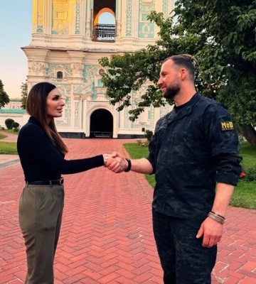 Інтерв'ю Хмари для Лори Лумер: Україна діє асиметрично проти Росії