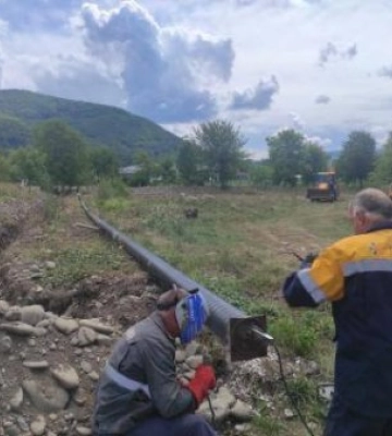 Річка намагалася залишити цілий район без газу: на Закарпатті розгортається масштабна спецоперація (ФОТО)