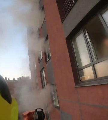 Показали відео, як на Волині бійці ДСНС врятували від згорання дачний масив