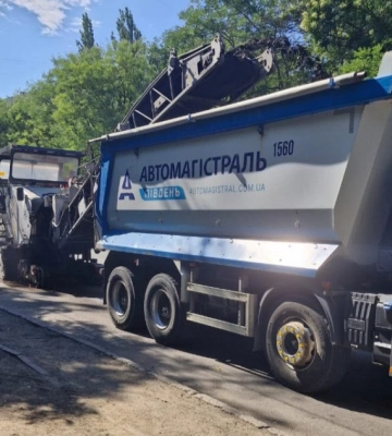 В Одесі за тиждень планують повністю оновити покриття на вулиці Заболотного