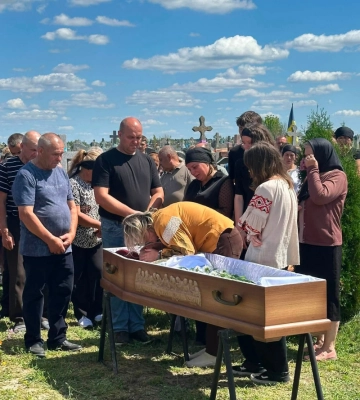 Війна забрала ще одне життя: на Волині поховали 45-річного Героя Ярослава Самчука
