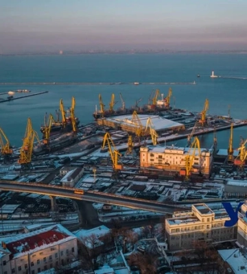 Судна перестали заходити до українських портів. ЄС почав шукати новий маршрут