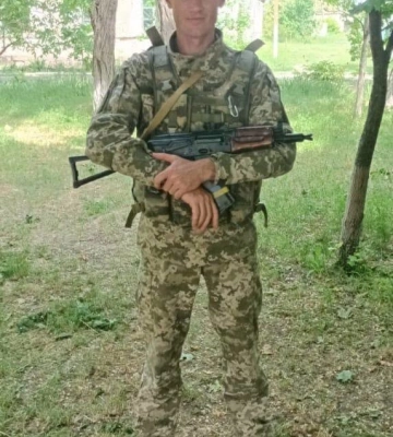 На Харківщині проводили в останню путь штурмовика 225-го полку