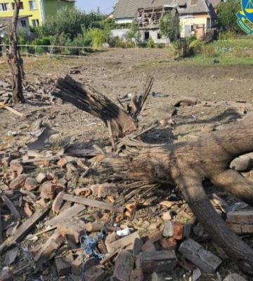 Росіяни атакували дроном Глухів, поранено жінку та двох дітей – ОВА
