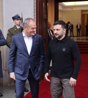 На фоне нападений на украинцев. Зеленский в Польше