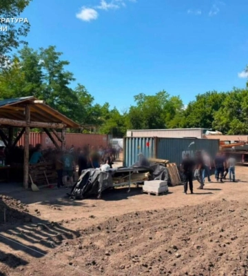 На Одещині командир залучив понад 80 підлеглих військових до будівництва свого будинку