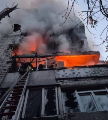 У Львові на місці влучання ракети знешкодили її бойову частину, яка не здетонувала