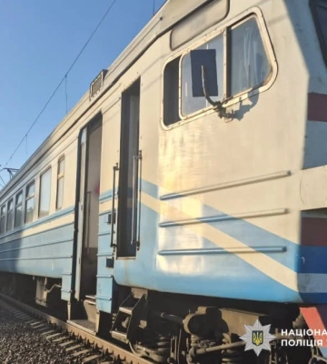На Житомирщині потяг на смерть збив чоловіка, який несподівано вийшов на колії, - поліція