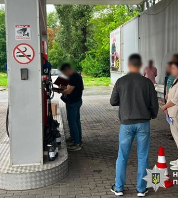 Раскрыта схема продажи поддельного бензина на 50 млн грн