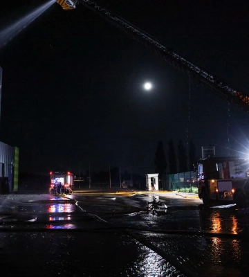 Російські війська вдарили по терміналу "Нової пошти" в Полтаві