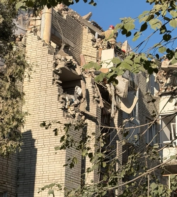 Ракетна атака по Львову. Під завалами будинку рятувальники виявили тіло чоловіка