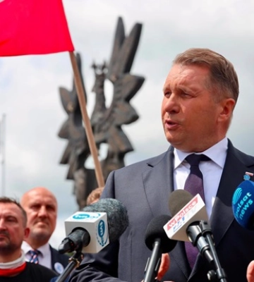 Антиукраїнські висловлювання: у Польщі депутат отримав найсуворішу догану