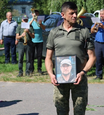 На Волині попрощалися із Героєм Сергієм Конончуком