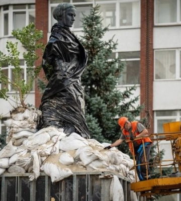 У Києві почали розконсервовувати пам’ятники. В КМДА пояснили причину